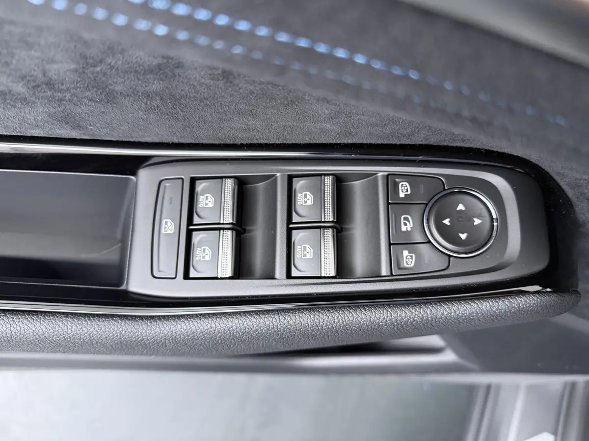 esprit Alpine full hybrid E-Tech 200 | pack light & sound | pack privilège |