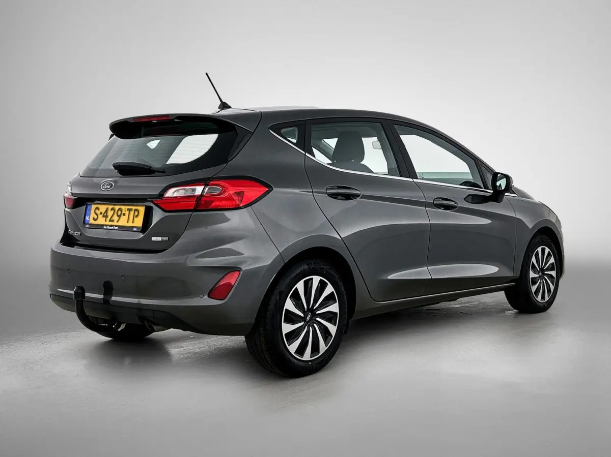 1.0 EcoBoost Hybrid Titanium Trekhaak Afneembaar | Stuur & Stoelverwarming | Cruise Control | Parkeersensoren