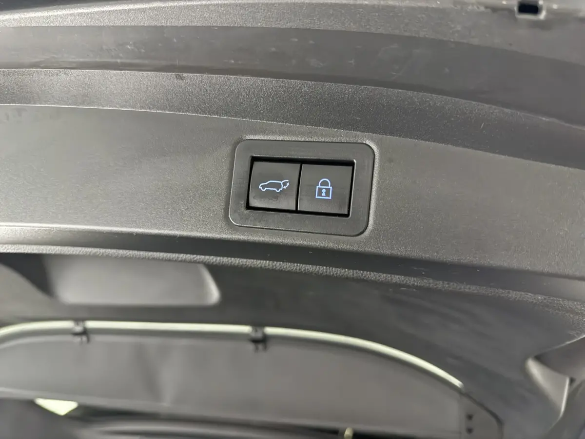 2.0 Hybrid GR-Sport Plus 184PK | Camera | HuD | JBL | Carplay | Cruise | Trekhaak