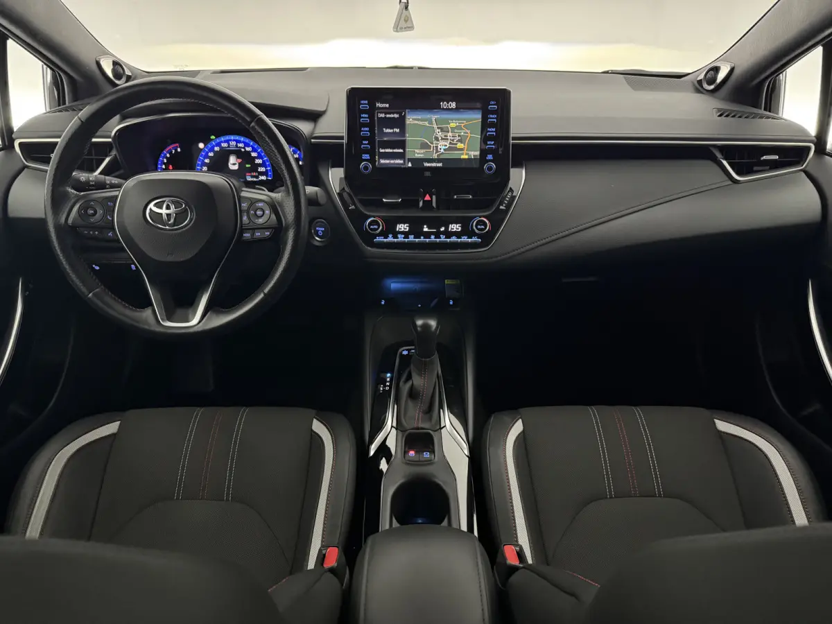 2.0 Hybrid GR-Sport Plus 184PK | Camera | HuD | JBL | Carplay | Cruise | Trekhaak