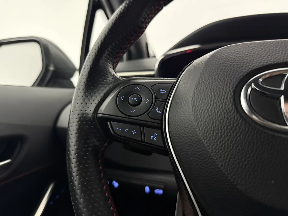2.0 Hybrid GR-Sport Plus 184PK | Camera | HuD | JBL | Carplay | Cruise | Trekhaak