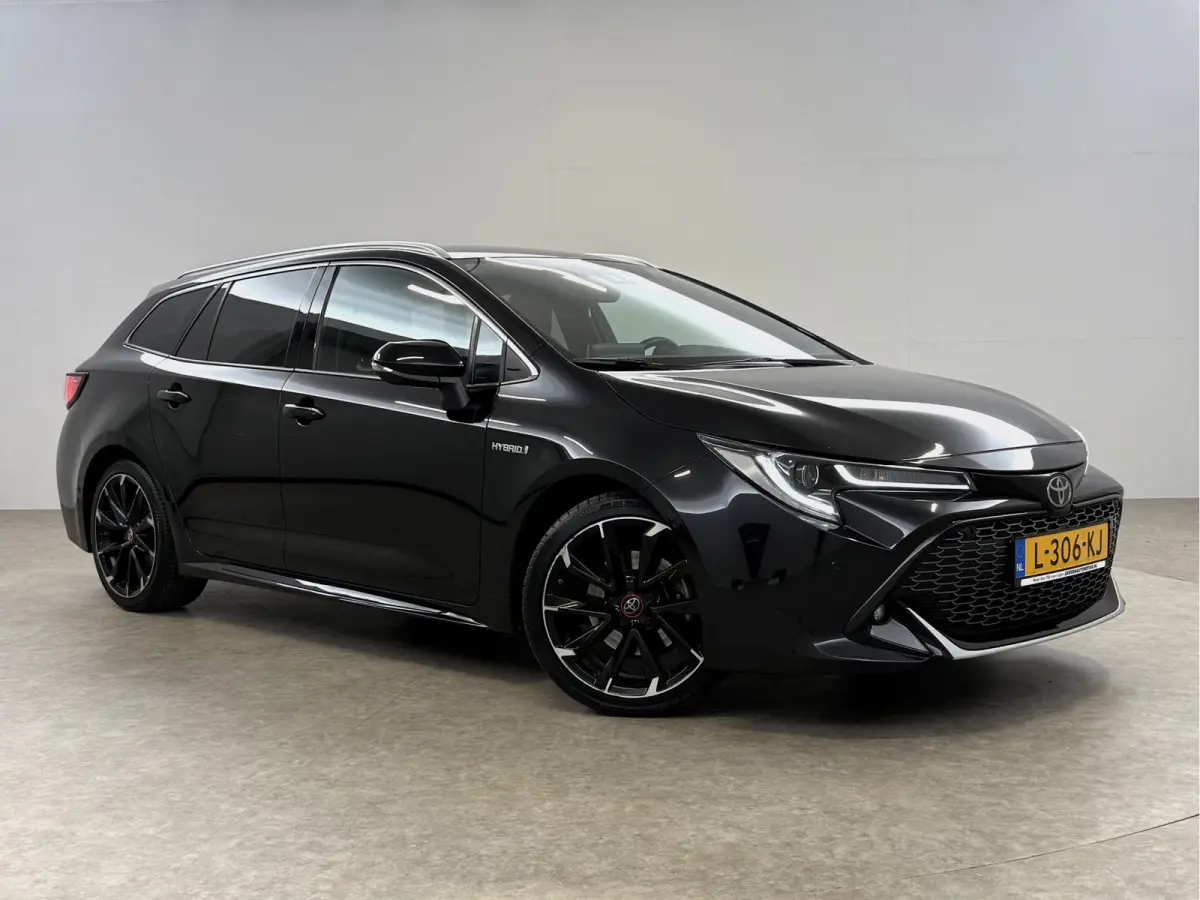 2.0 Hybrid GR-Sport Plus 184PK | Camera | HuD | JBL | Carplay | Cruise | Trekhaak