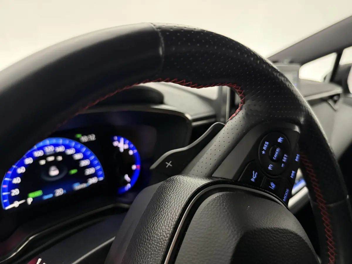 2.0 Hybrid GR-Sport Plus 184PK | Camera | HuD | JBL | Carplay | Cruise | Trekhaak