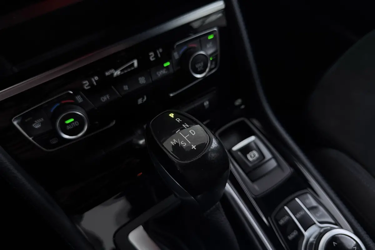 218i Centennial Executive 7p. | M-sport | Trekhaak | Org NL | Navigatie