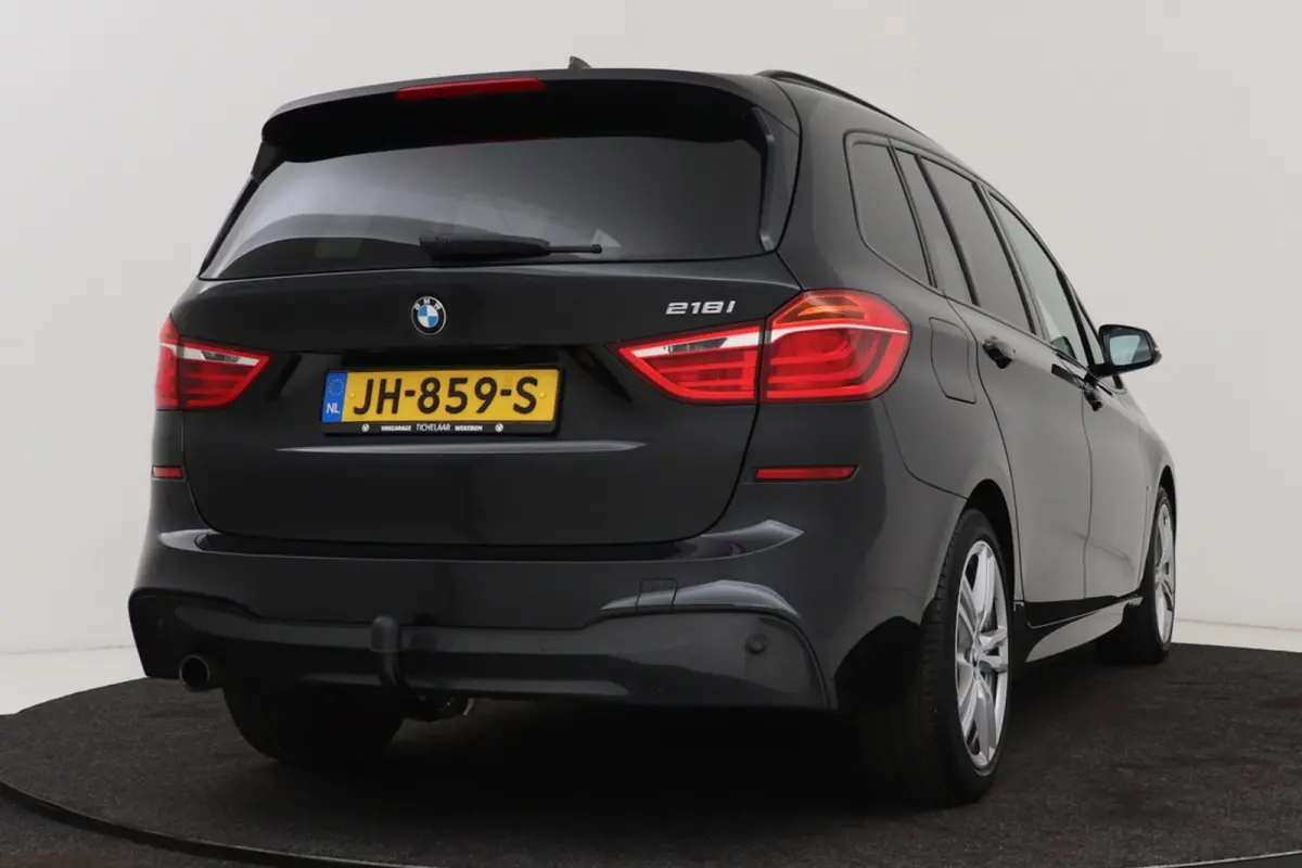 218i Centennial Executive 7p. | M-sport | Trekhaak | Org NL | Navigatie