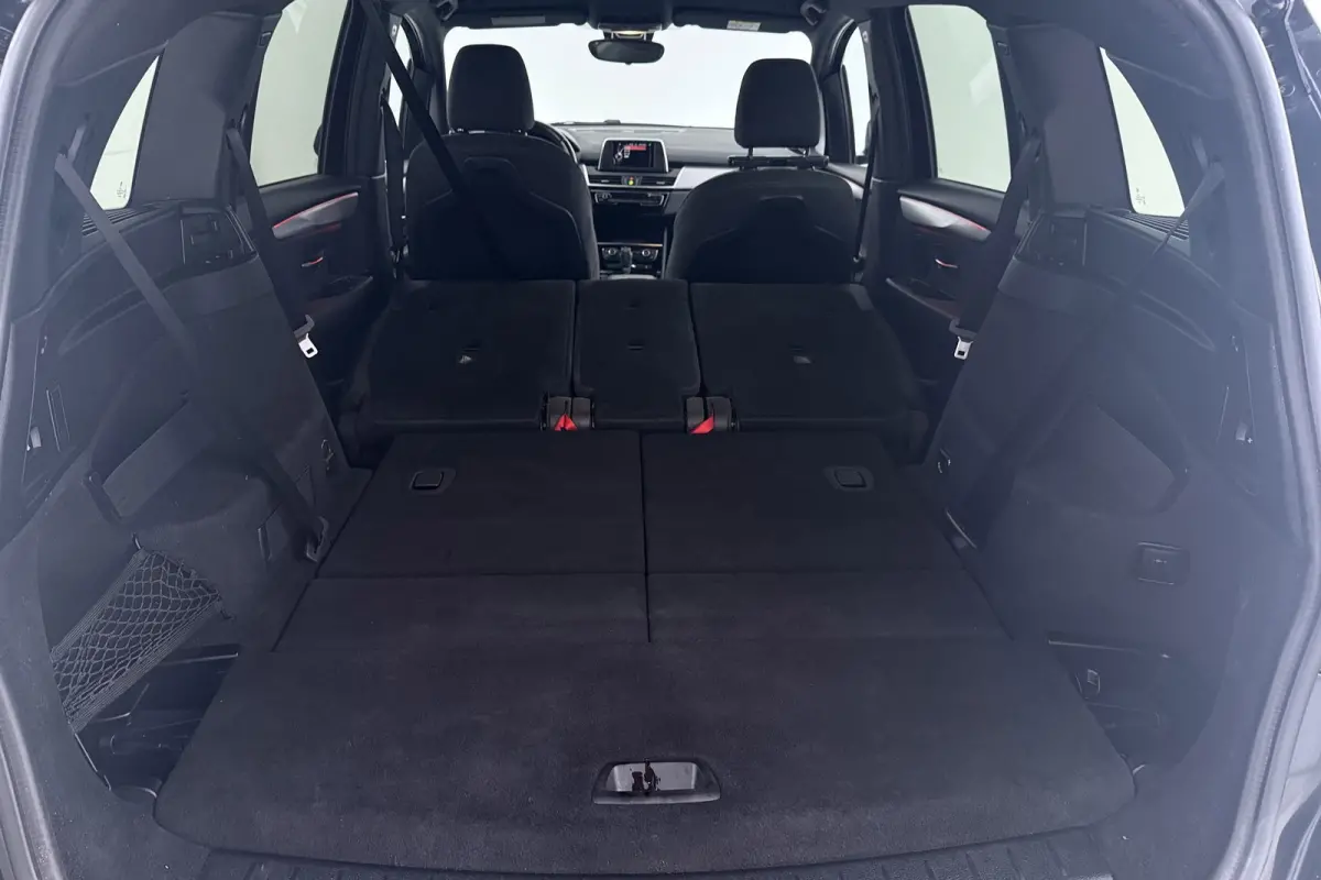 218i Centennial Executive 7p. | M-sport | Trekhaak | Org NL | Navigatie