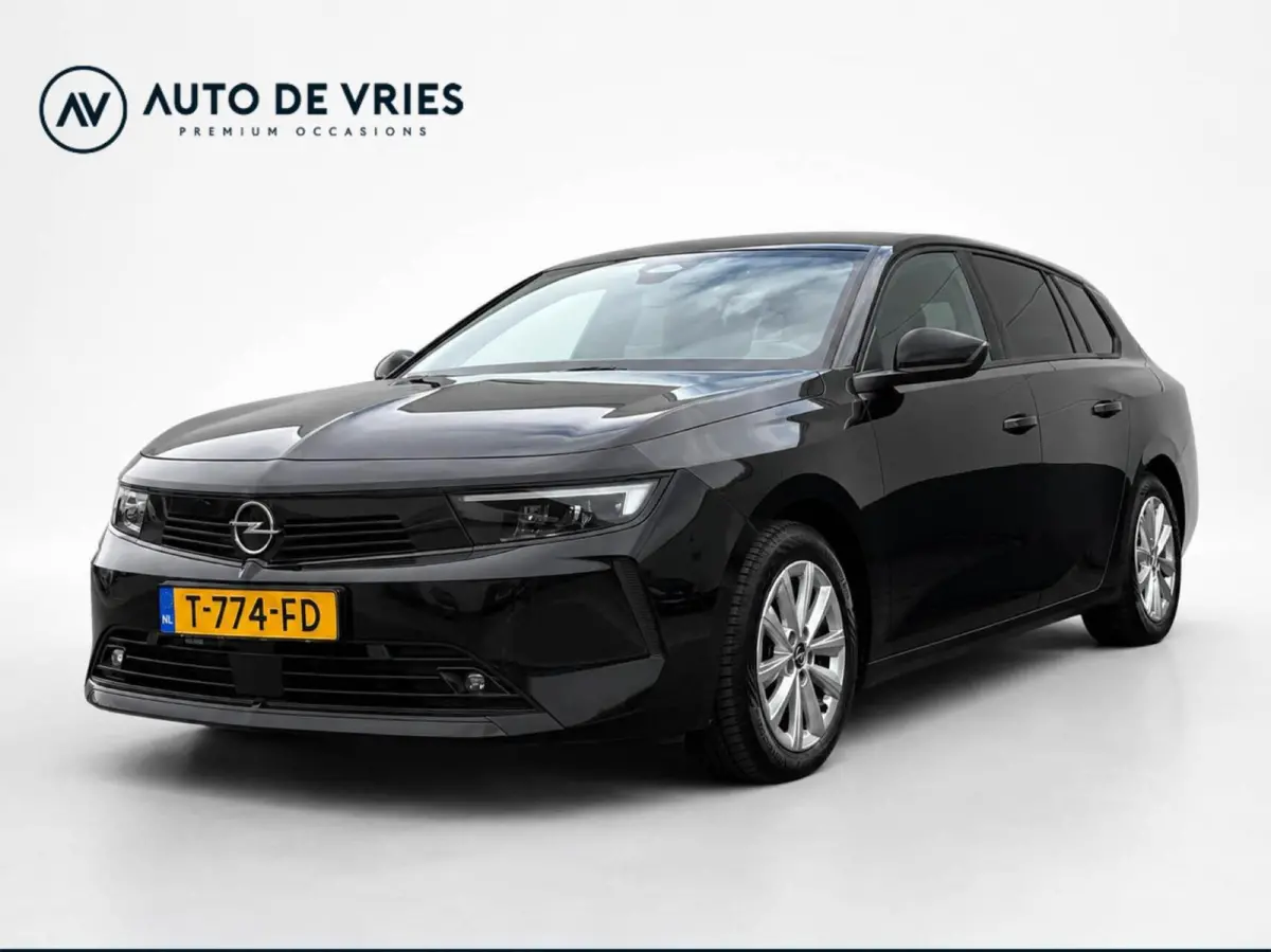 1.2 Turbo 110pk Level 2 | Carplay | Full LED | Privacy glass