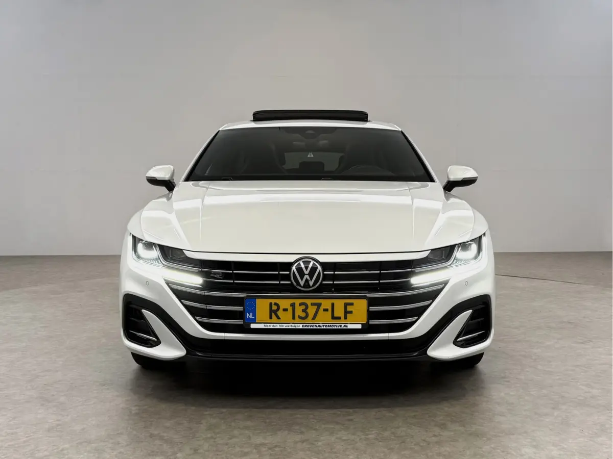 1.4 TSI eHybrid R-Line Business+ | Pano | 360° | Virtual | Sfeer | Carplay | Cruise | Trekhaak
