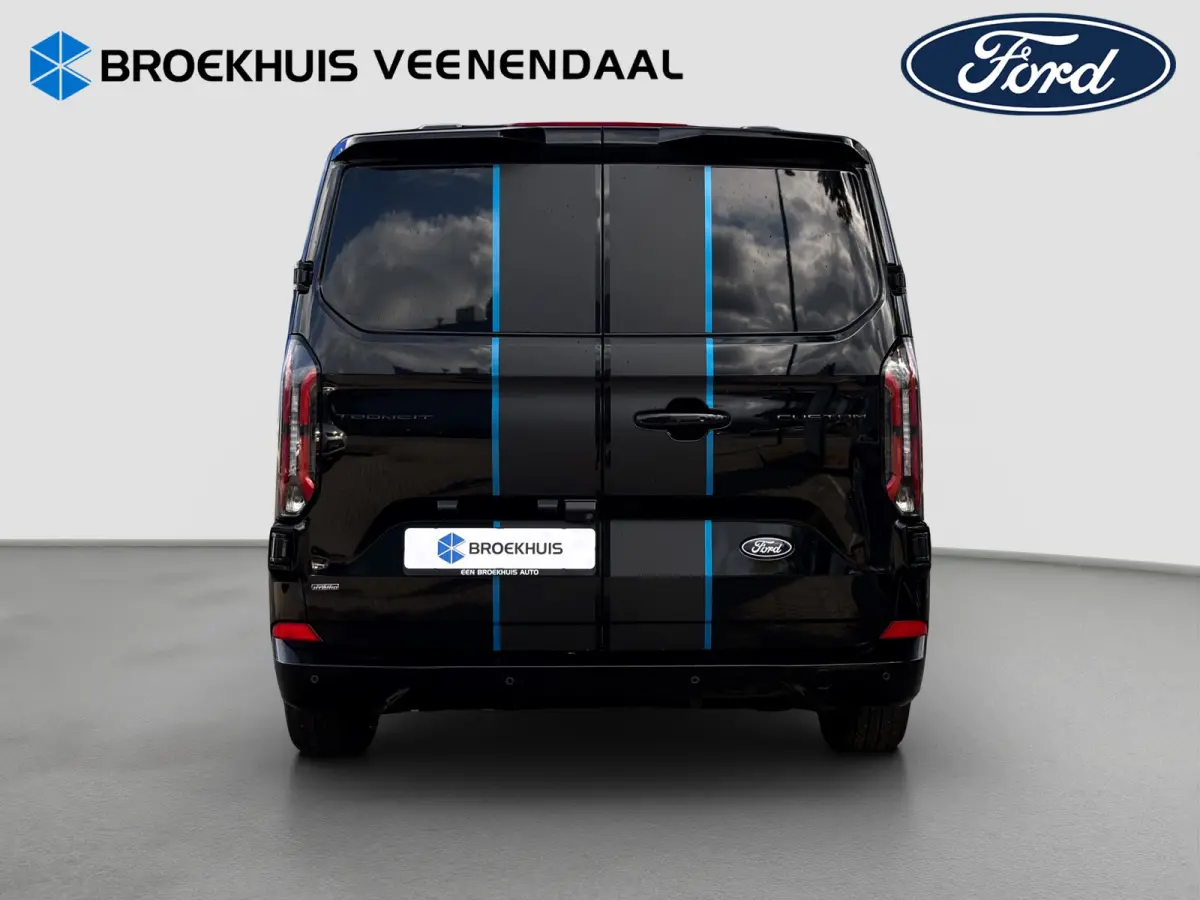 320 2.5 PHEV L2H1 Sport | Adap. Cruise Control | Winterpack | 360 Camera | Elektr. Trekhaak |