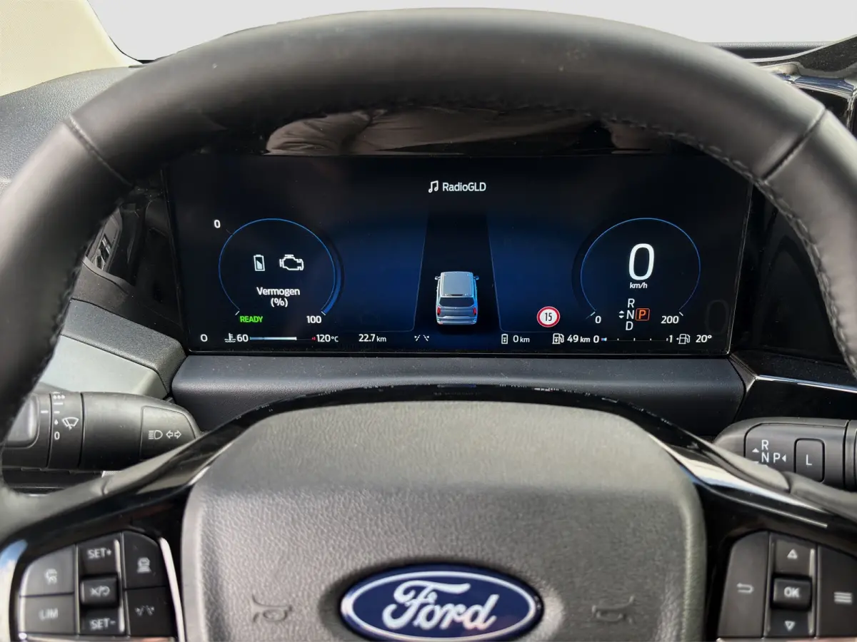 320 2.5 PHEV L2H1 Sport | Adap. Cruise Control | Winterpack | 360 Camera | Elektr. Trekhaak |