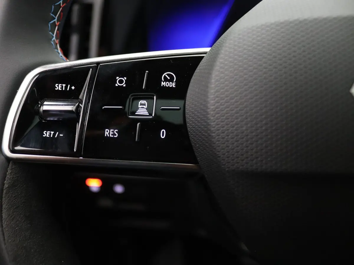 E-Tech full hybrid 200pk esprit Alpine 360° Camera | Adapt. Cruise | Parkeersens. v+a | Stoelverw.