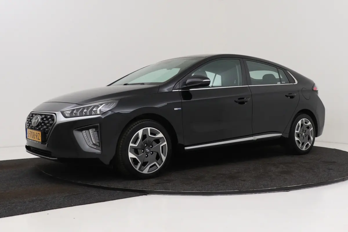 1.6 GDi Comfort - Plus | Trekhaak | Org NL | Adap. Cruise | CarPlay | Camera | Infinity Sound |