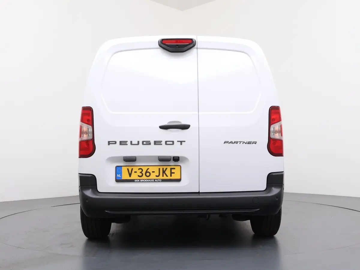 1.5 BlueHDi 100 S&S L1 | Achteruitrijcamera | Airco | Cruise control