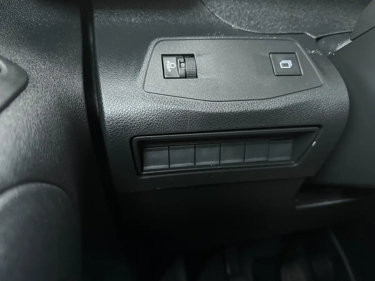 1.5 BlueHDi 100 S&S L1 | Achteruitrijcamera | Airco | Cruise control