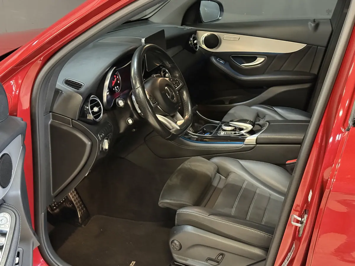 250 4MATIC AMG Line Premium | Panoramadak | Stoelverwarming | Camera