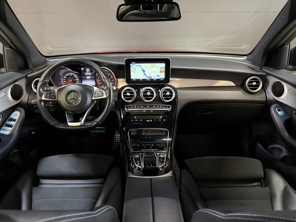 250 4MATIC AMG Line Premium | Panoramadak | Stoelverwarming | Camera