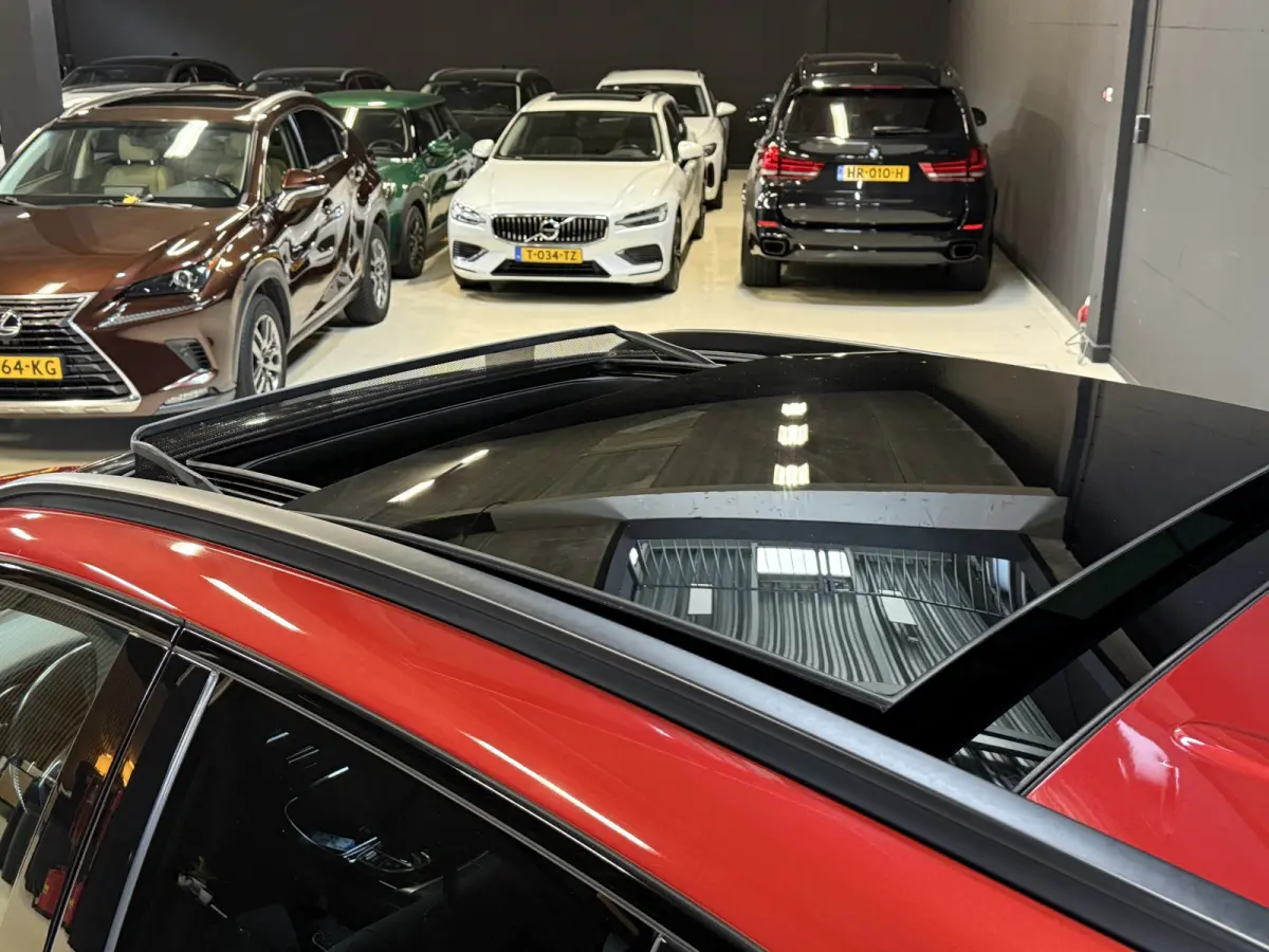 250 4MATIC AMG Line Premium | Panoramadak | Stoelverwarming | Camera
