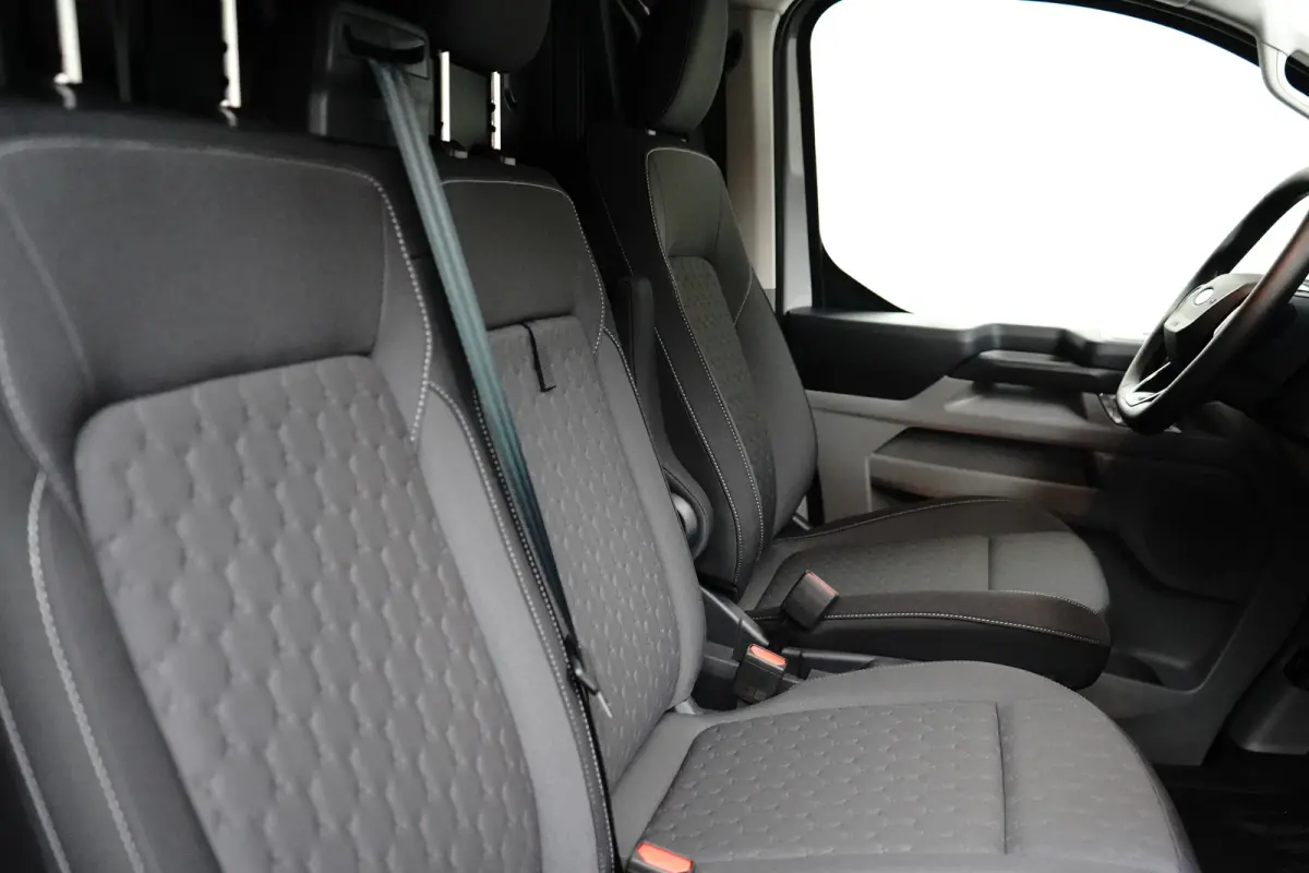 340 Limited L2 | 218 pk | 2300KG Trekgewicht | Cruise Control | Winterpack | Camera | CarPlay |