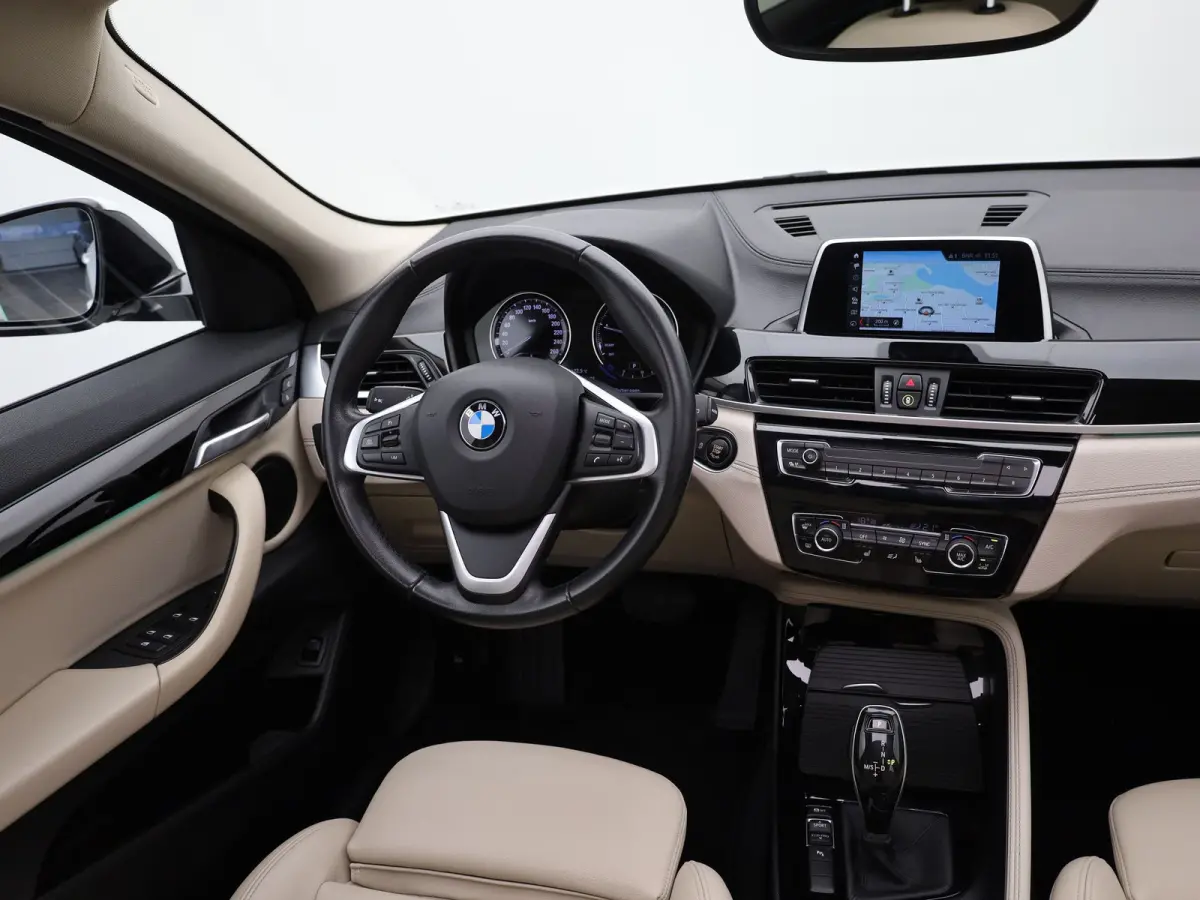 sDrive18i High Executive | Pano | Keyless | Memory Seat | Camera | Leder | Prijs Rijklaar!!