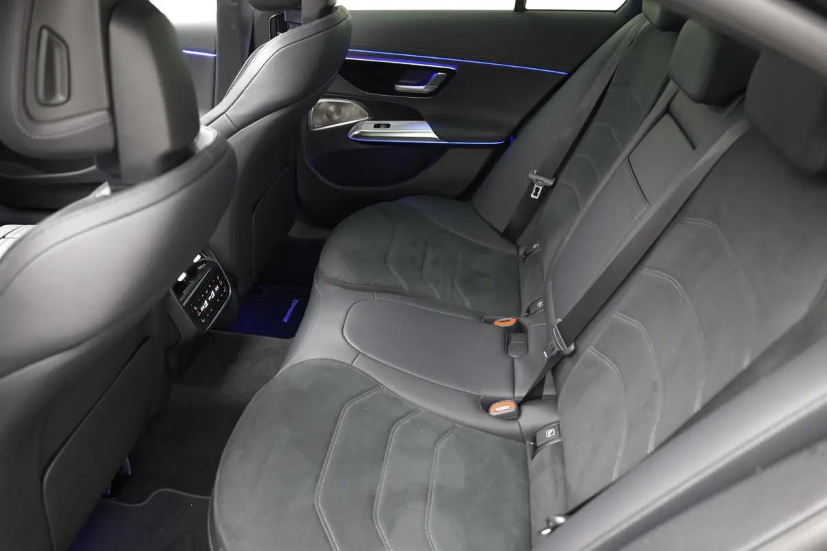 E300e 4MATIC Exclusive Line |Pano|Hyperscreen|Burmester|