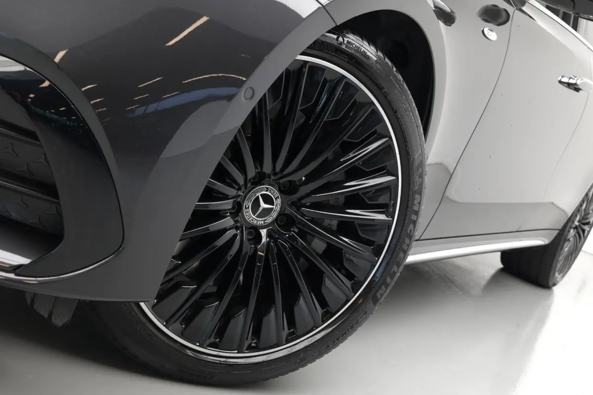 E300e 4MATIC Exclusive Line |Pano|Hyperscreen|Burmester|