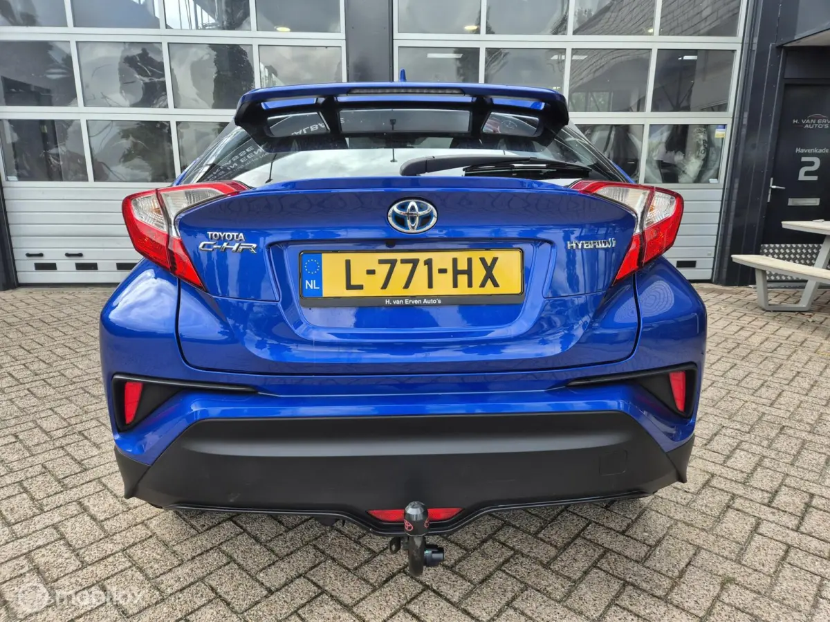 1.8 Hybrid Premium NAVI CAMERA 17" ADAPTIVE