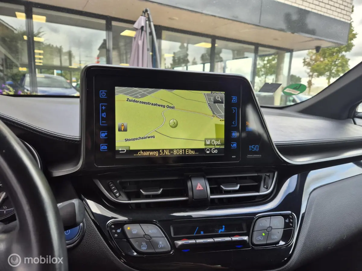 1.8 Hybrid Premium NAVI CAMERA 17" ADAPTIVE