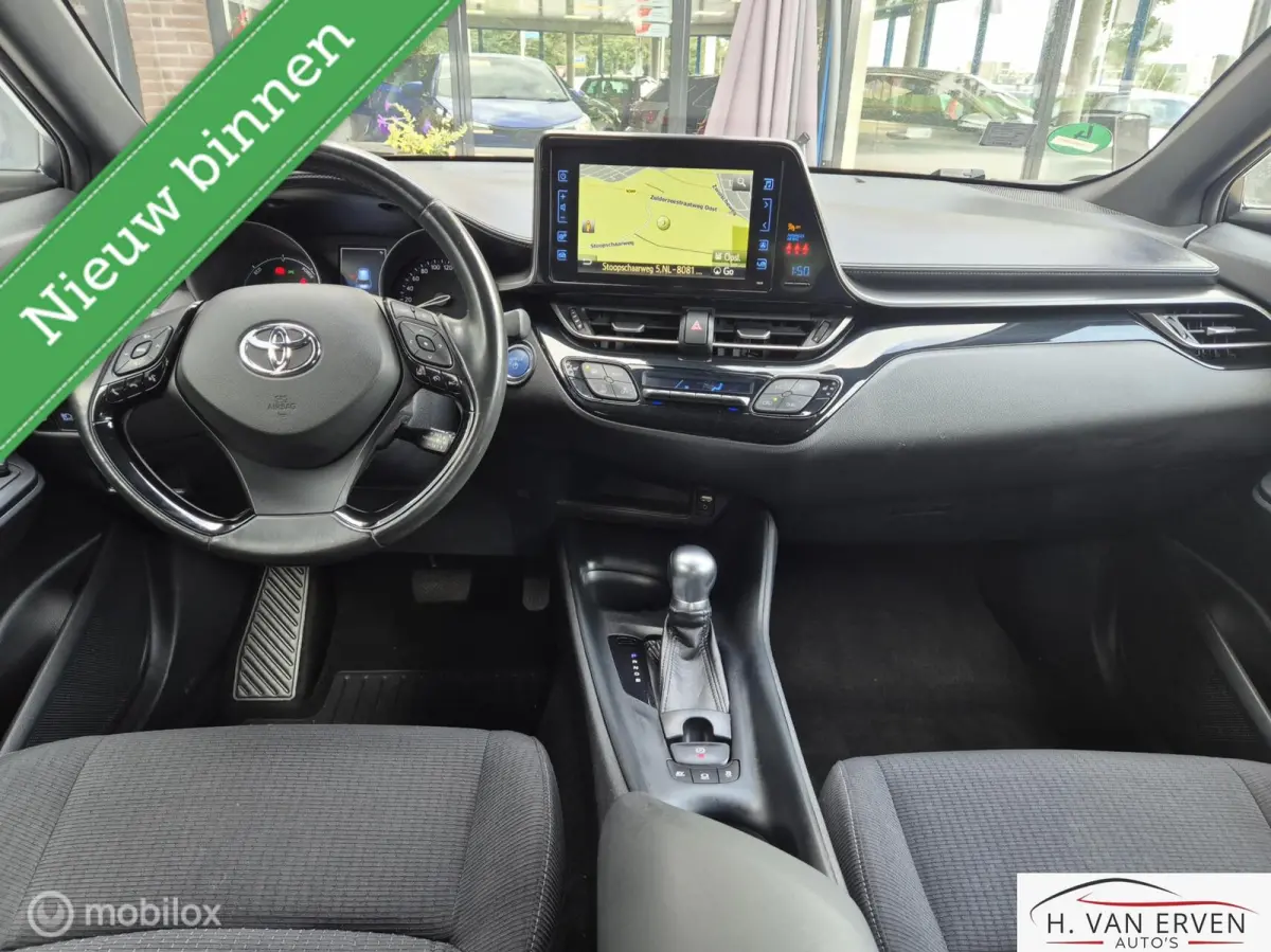 1.8 Hybrid Premium NAVI CAMERA 17" ADAPTIVE
