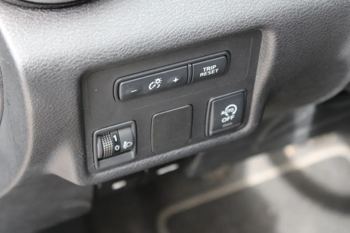 0.9 IG-T N-Connecta//Navi//Cruise//Camera!!