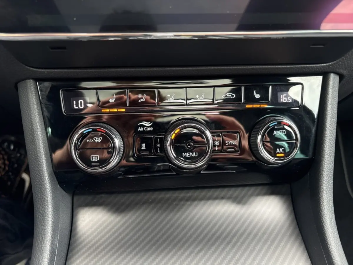 1.4 TSI IV SPORTLINE ANODAK/TREKHAAK/ELEK-KLEP/CAMERA/ACC/MEMORY/CANTON