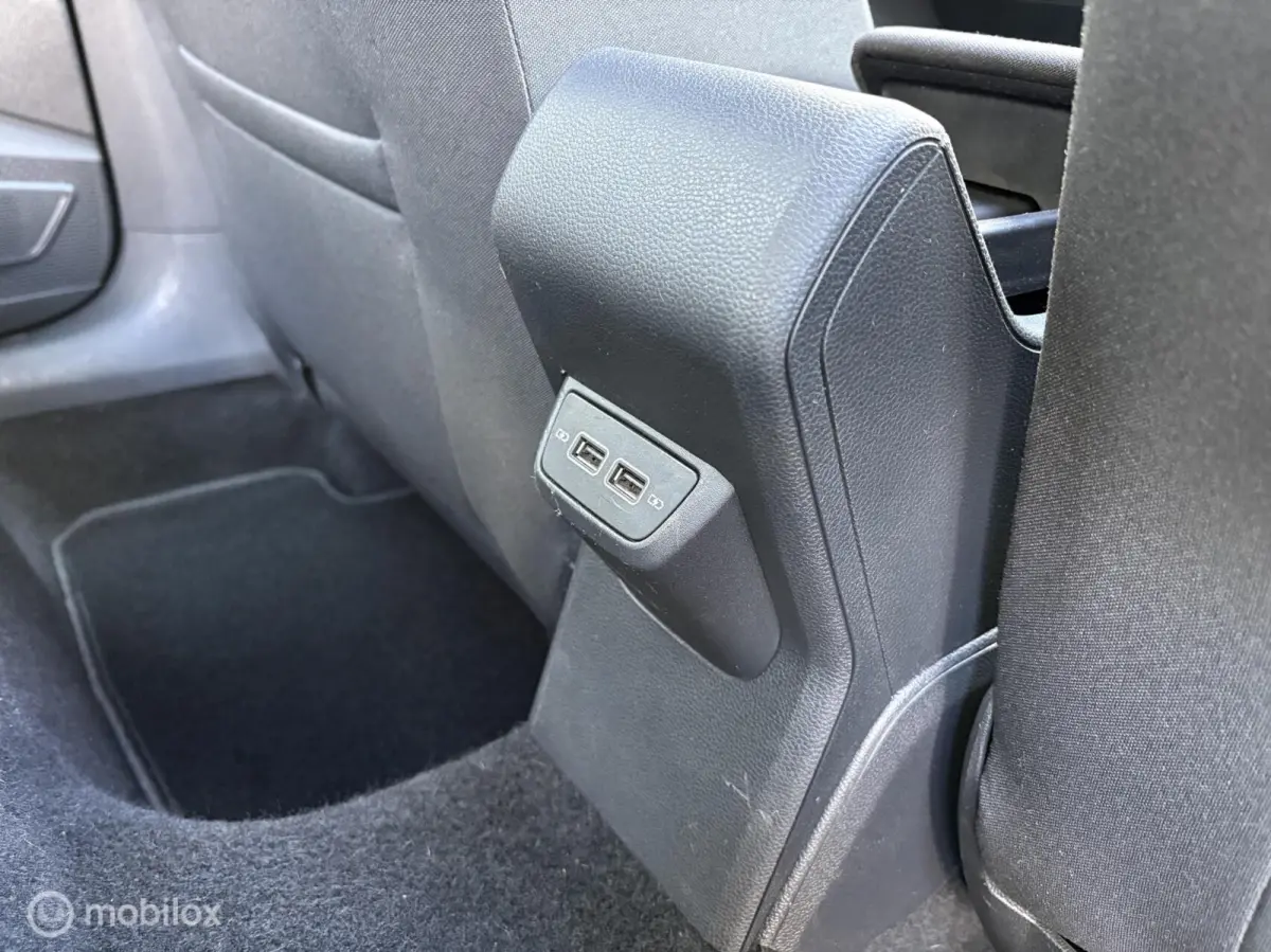 1.0 TSI Highline LED / Panorama / Carplay