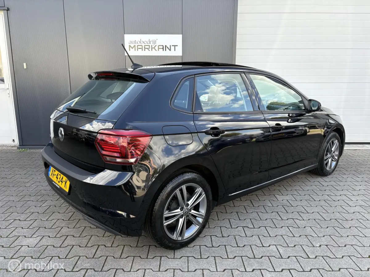1.0 TSI Highline LED / Panorama / Carplay