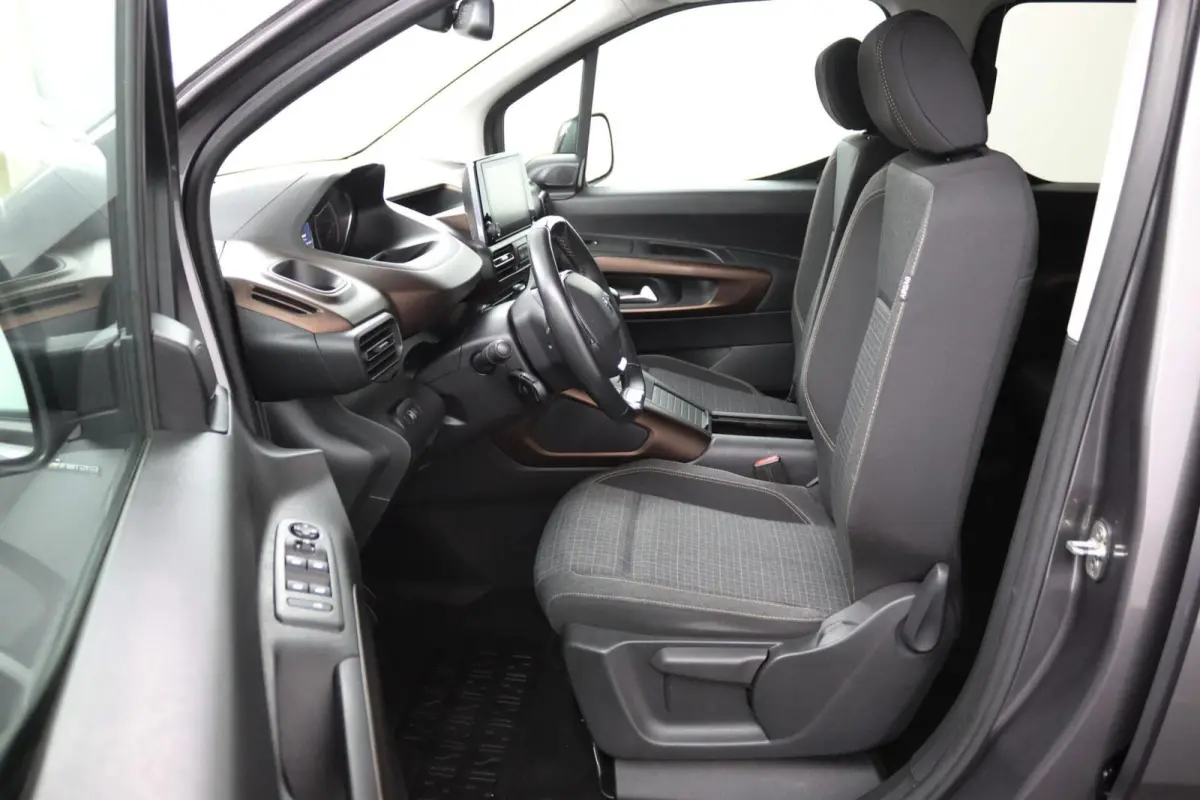 1.2 GT-Line | Climate Control | CarPlay |