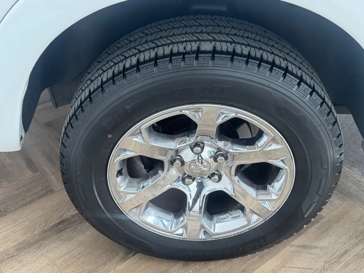1500 5.7 V8 Quad Cab 6'4|6-PERS|LPG|NAVI|INRUIL MOGELIJK|