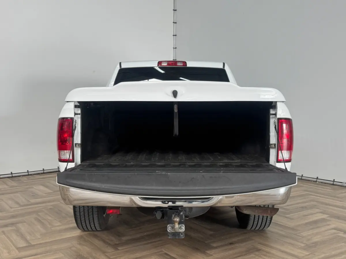 1500 5.7 V8 Quad Cab 6'4|6-PERS|LPG|NAVI|INRUIL MOGELIJK|