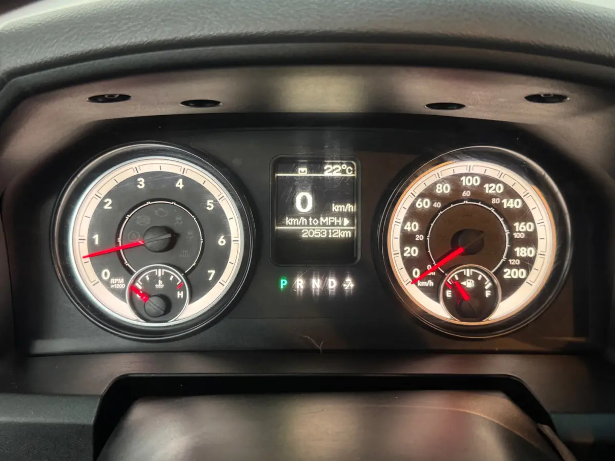 1500 5.7 V8 Quad Cab 6'4|6-PERS|LPG|NAVI|INRUIL MOGELIJK|