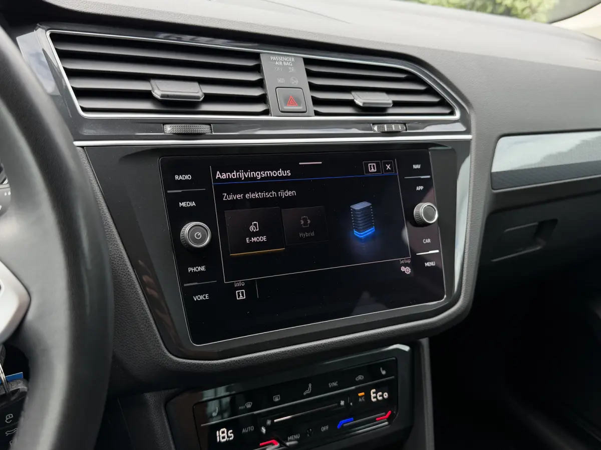 1.4 TSI eHybrid Life Leer|Memory|Camera|ACC|Trekhaak