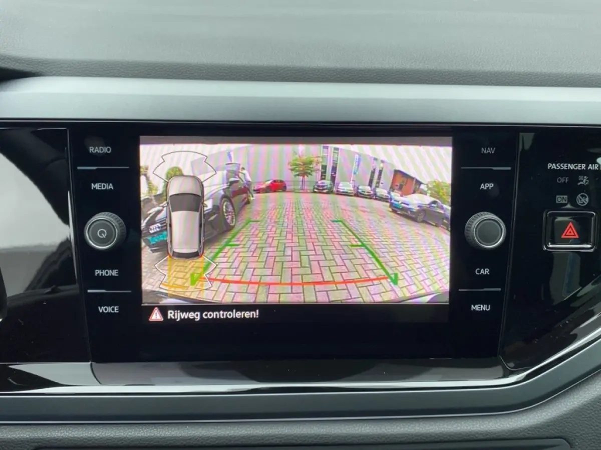 1.0 TSI DSG R-LINE PANO-DAK/ACC/STOELVERW/CAMERA/CARPLAY