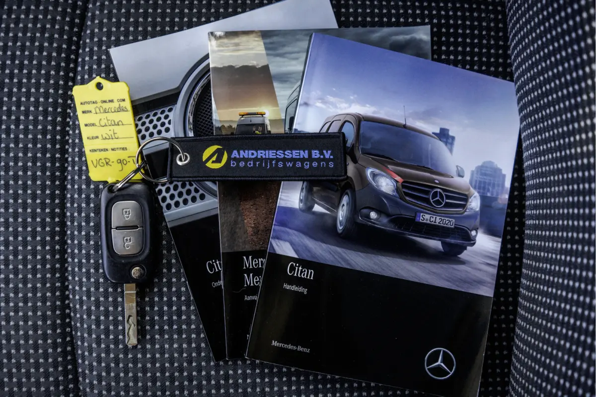 **108 CDI | Euro 6 | A/C | Start/Stop | Schuifdeur**