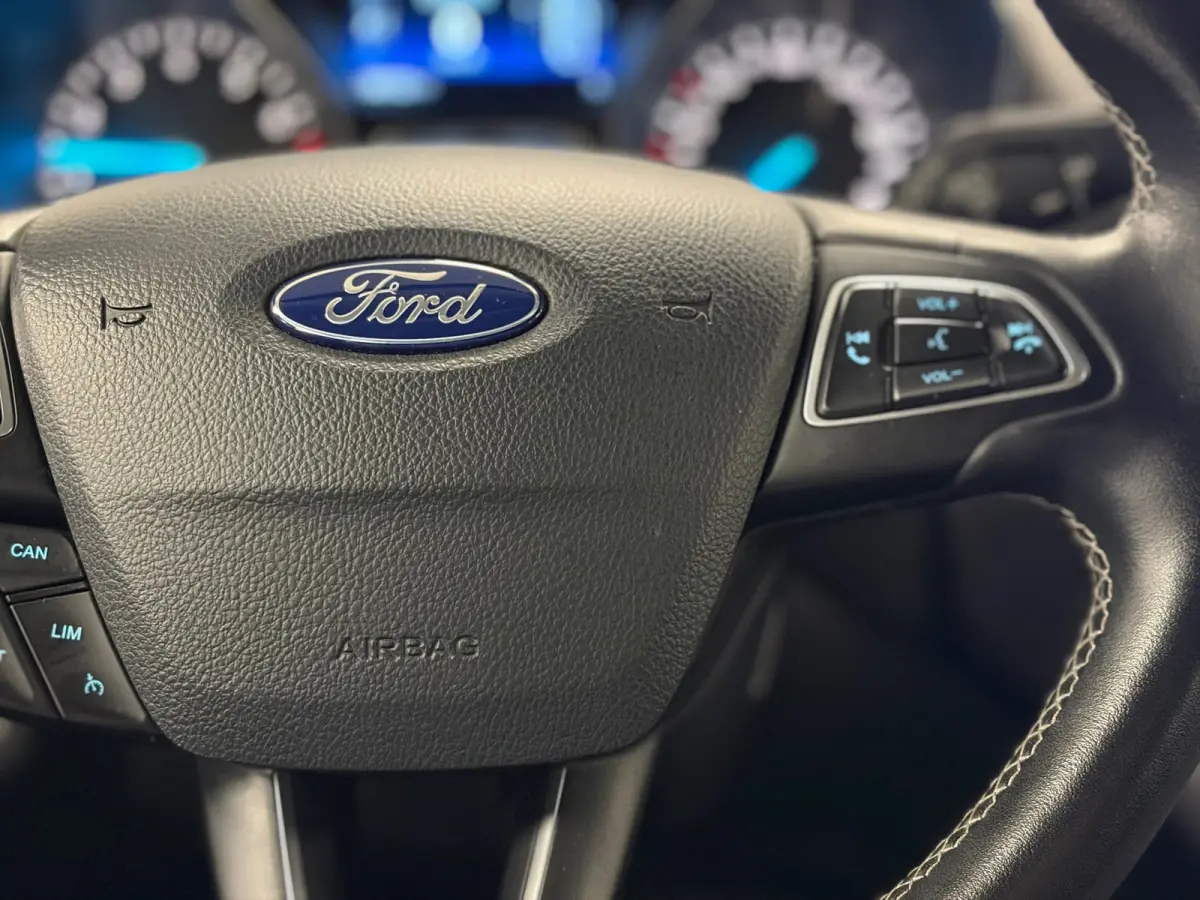 1.5 EcoBoost Vignale*WinterPakket*Leder*Carplay*Camera*electr.klep*ACC*PDC*