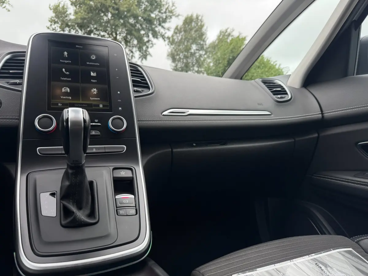 1.3 TCe Bose Trekhaak / Navigatie / 20 Inch LMV / Led / Pdc V+A