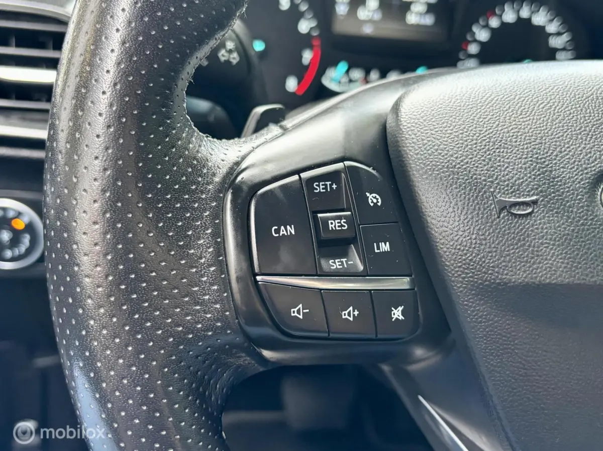 1.0 EcoBoost ST-Line, AUTOMAAT, NAVI, CRUISE