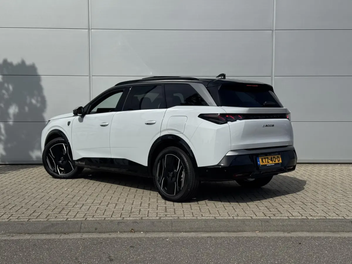 GT Exclusive 73 kWh 7p | Panoramisch schuifdak | Elektrische stoelen | 360 Camera | Apple Carplay/Android Auto