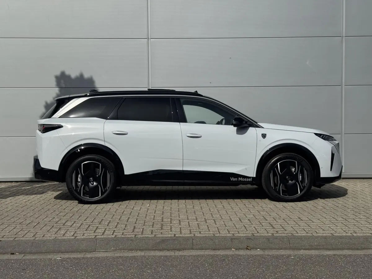 GT Exclusive 73 kWh 7p | Panoramisch schuifdak | Elektrische stoelen | 360 Camera | Apple Carplay/Android Auto