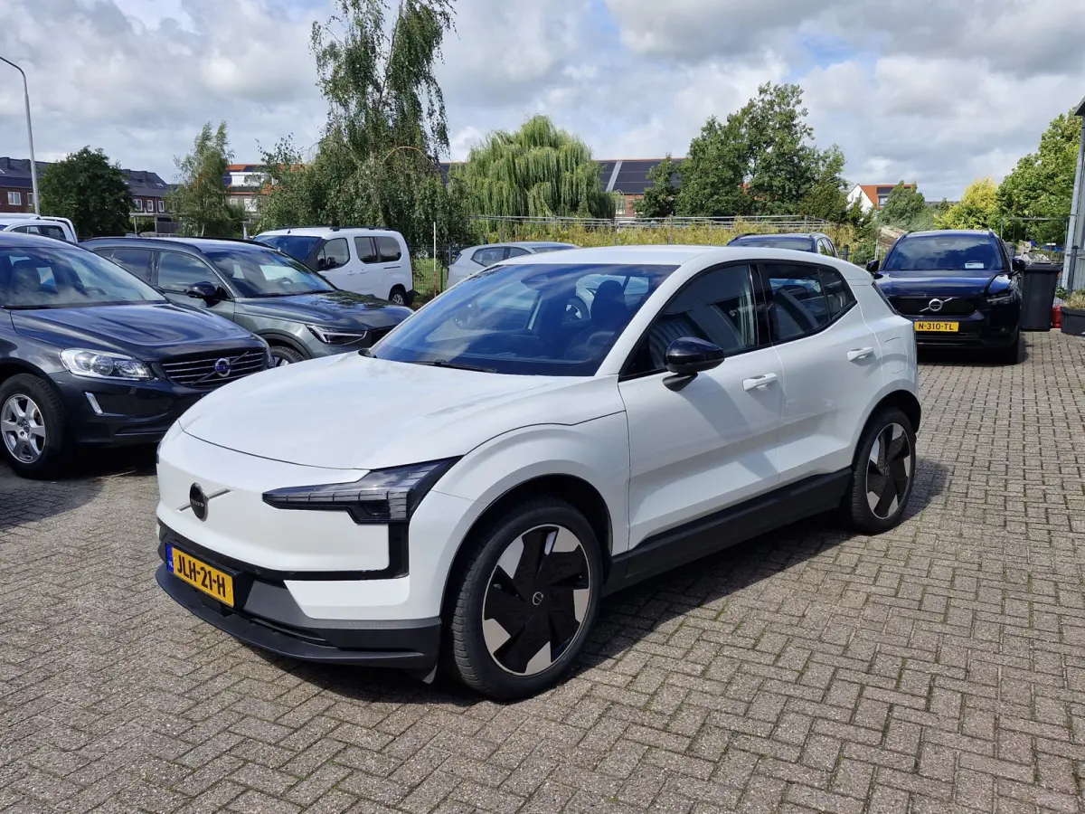 Single Motor Extended Range Plus 69 kWh | Warmte pomp | Stoelen en stuur verwarmd | camera achter | Electrische achterklep | Harman en Kardon | Elektrische stoelen