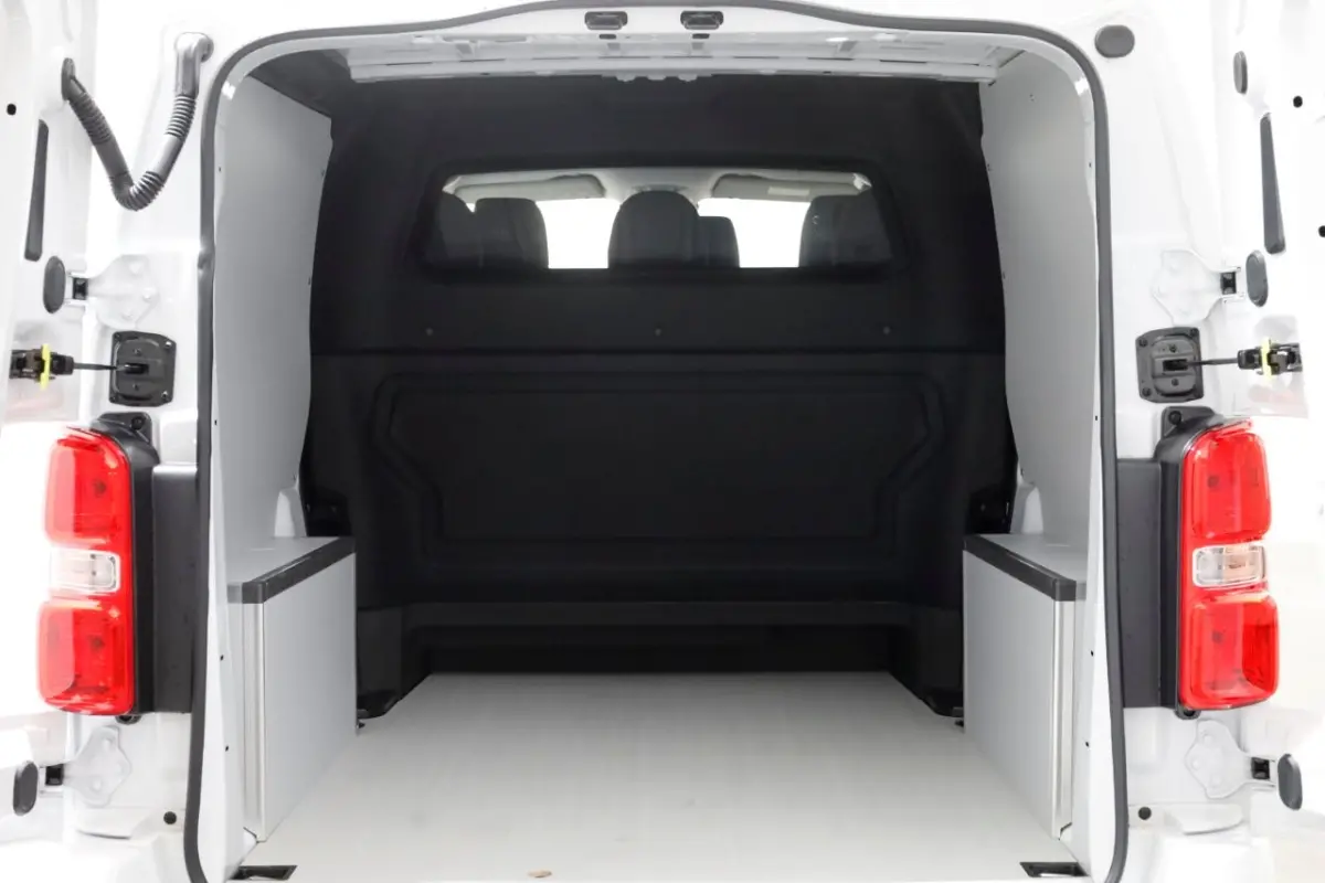 L2H1 75 kWh D.C. 100% Electric Airco/Navi/Camera Nieuw 12-2024