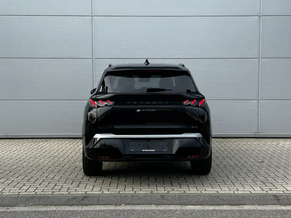 GT Exclusive 73 kWh 7p | Panoramisch schuifdak | Lederen bekleding | 360 camera | Apple Carplay/Android Auto