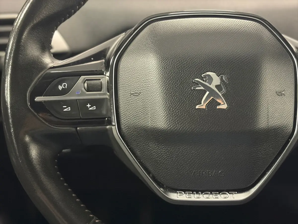 1.2 PureTech Active Pack*7P*Airco*Cruise-Control*Navi*Led*Carplay*Camera*PDC*