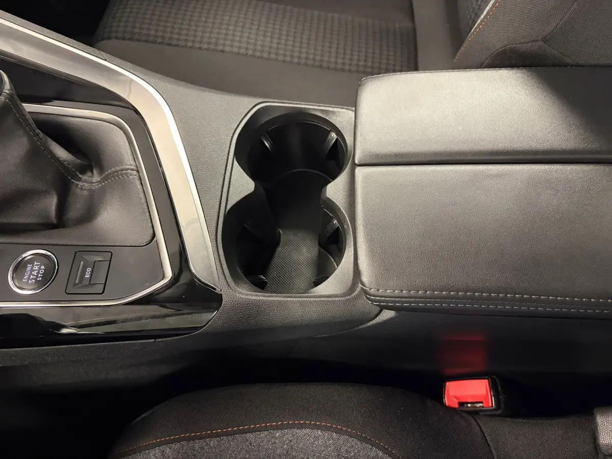 1.2 PureTech Active Pack*7P*Airco*Cruise-Control*Navi*Led*Carplay*Camera*PDC*