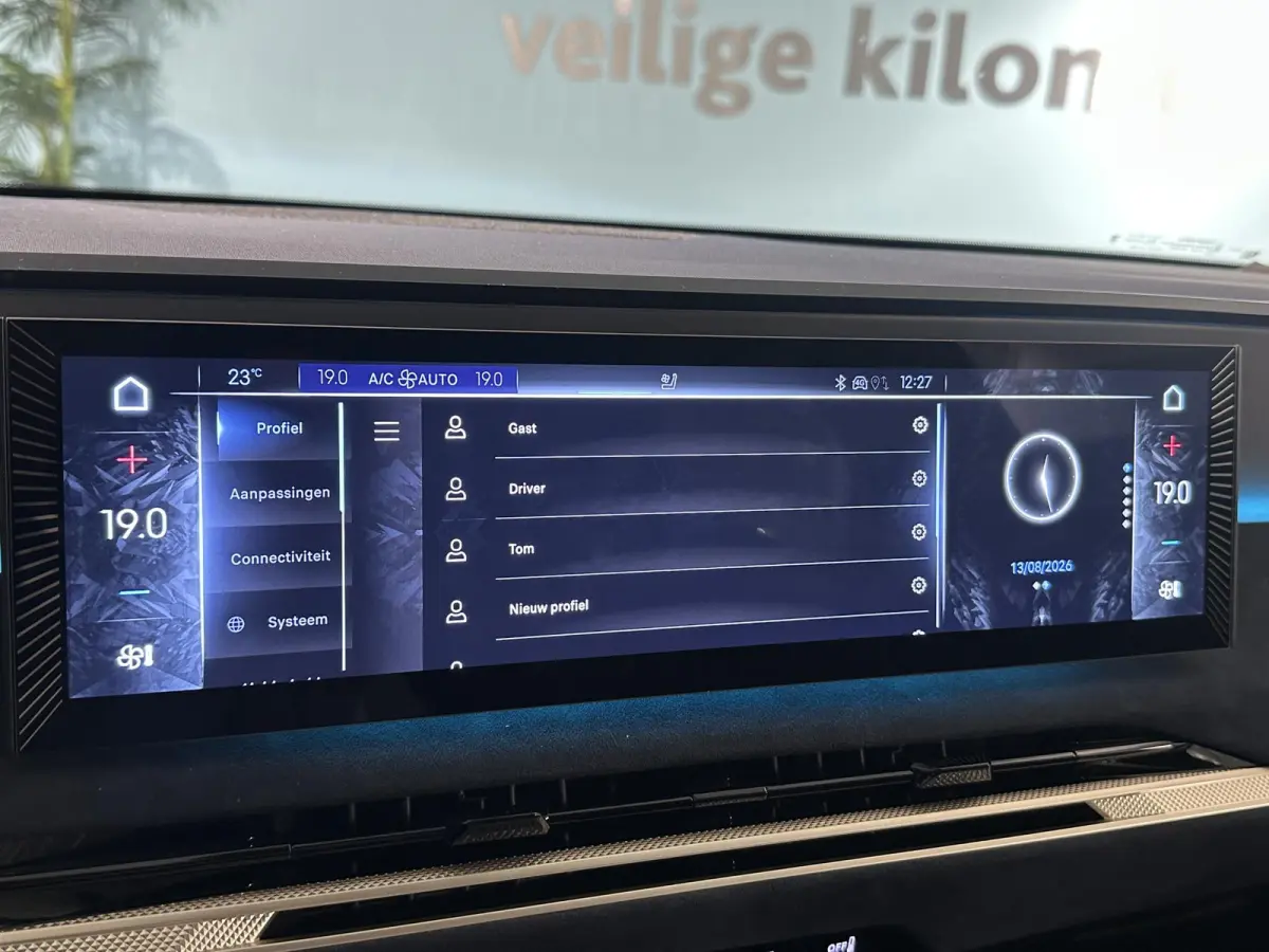 Étoile Absolute Comfort Tech 74 kWh 360° | ALCANTARA STOELEN MEMORY | HEAD-UP DISPLAY | FOCAL AUDIO | BOM VOL!